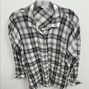 Splendid Black and Cream Plaid Shirt